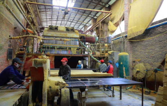 防爆電動葫蘆用于造紙廠車間